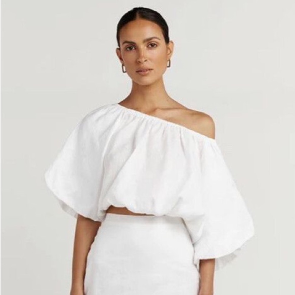 DISSH Doe White Linen Sleeve Top